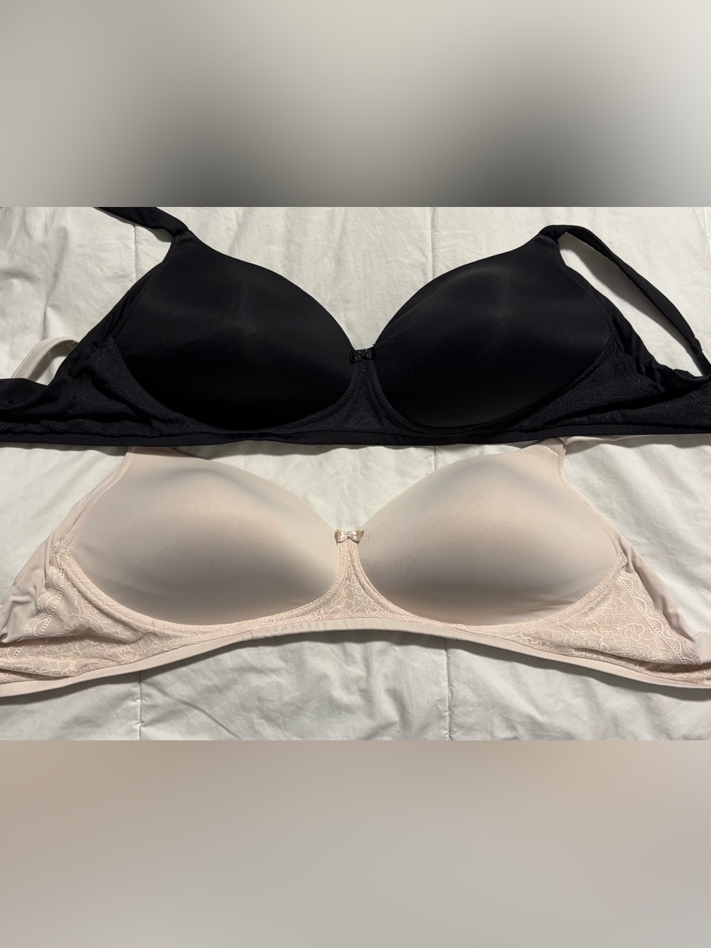 2 Comfortable Bras with no Underwire - 1 Black and 1 Cream